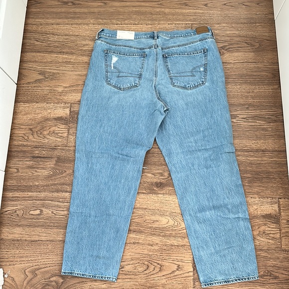 NWT American Eagle 90’s Straight Jeans - Picture 3 of 3